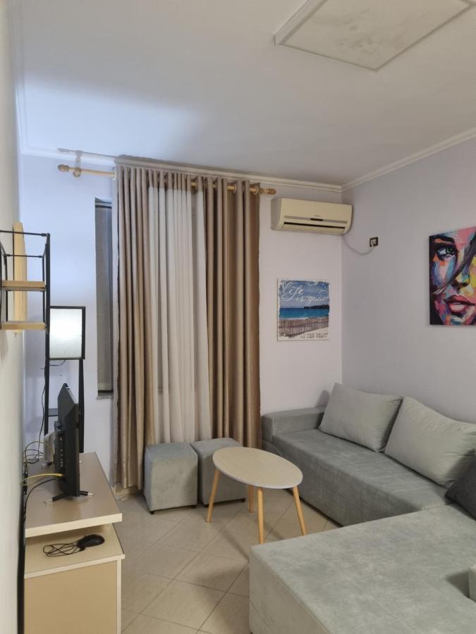 Glamorous Apartment In Tirana Exterior foto